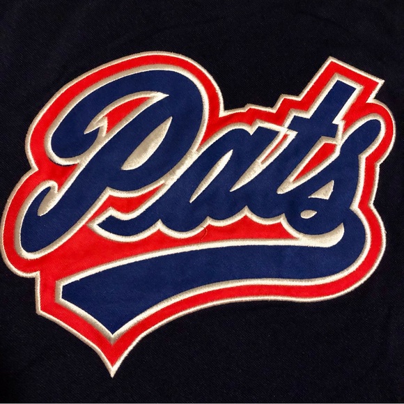 Regina Pats Hockey Stitched Sewn Fan Jersey WHL CHL Bedard Navy Blue Medium NWT - Picture 2 of 8